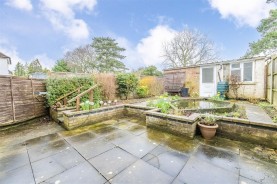 Images for East Avenue, Burton Latimer