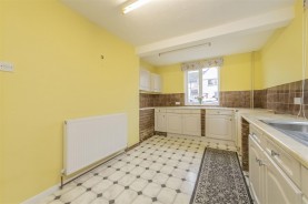Images for East Avenue, Burton Latimer