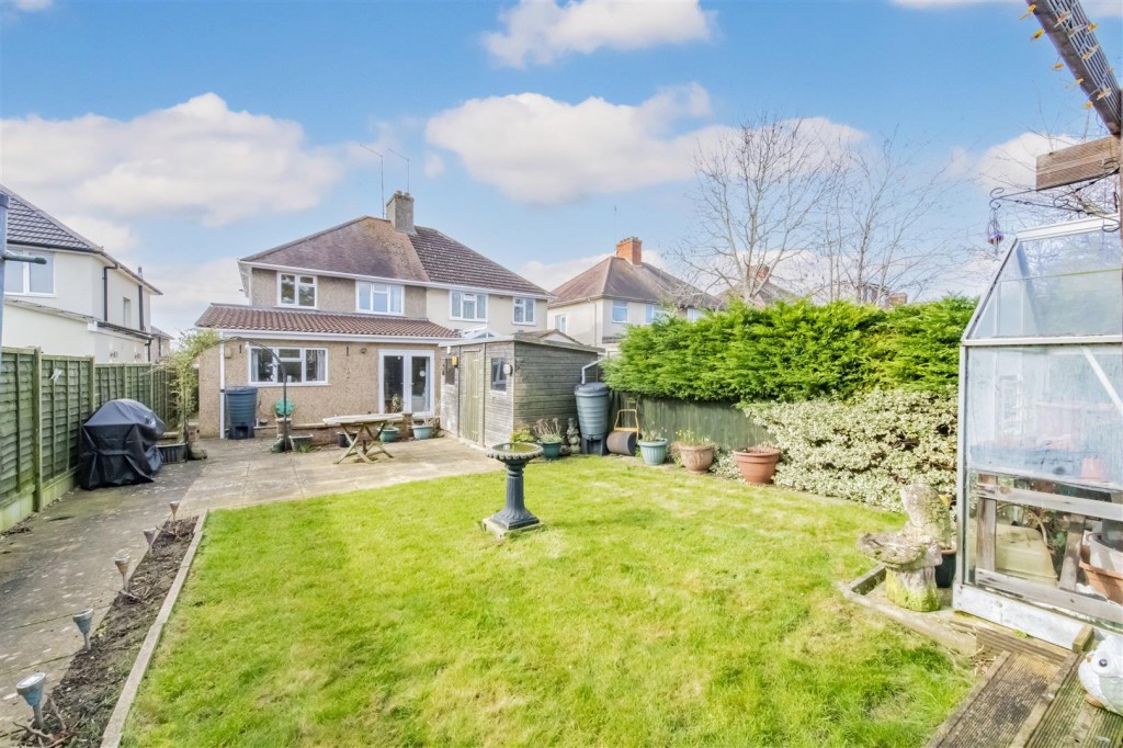 Images for Sandiland Road, Northampton EAID:oscarjamesapi BID:1