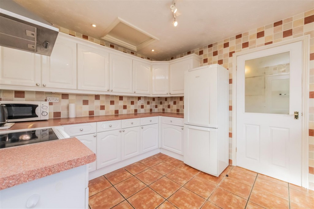 Images for Sandiland Road, Northampton EAID:oscarjamesapi BID:1