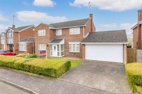 Images for Pine Close, Desborough, Kettering