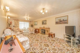 Images for Pine Close, Desborough, Kettering