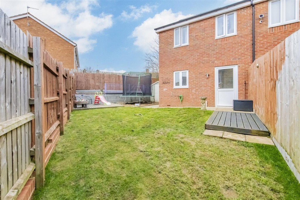 Images for Hawthorn Road, Burton Latimer EAID:oscarjamesapi BID:3