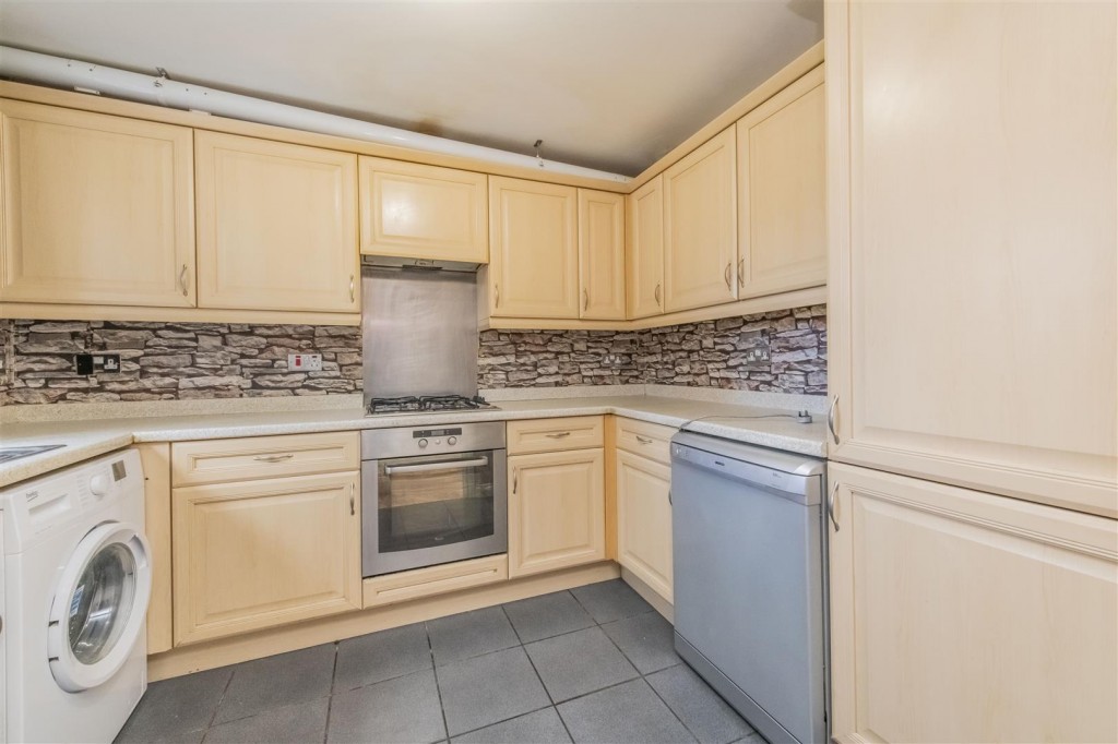 Images for Rochester Road, Corby EAID:oscarjamesapi BID:4