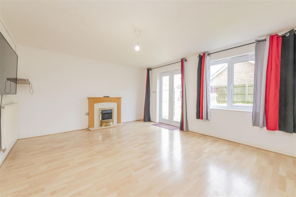 Images for Rochester Road, Corby EAID:oscarjamesapi BID:4