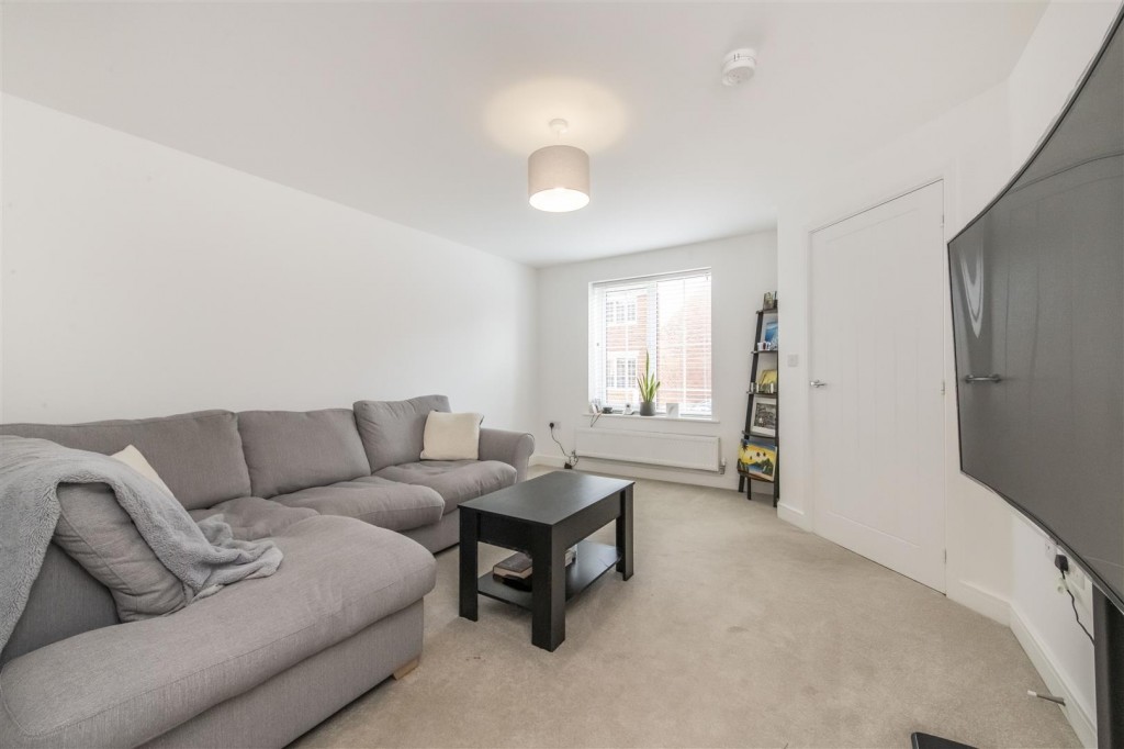 Images for Taylor Drive, Barton Seagrave EAID:oscarjamesapi BID:2