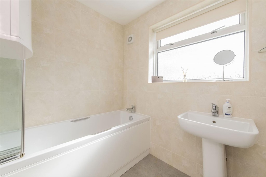 Images for Coniston Road, Kettering EAID:oscarjamesapi BID:2
