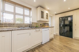Images for Harvest Close, Burton Latimer
