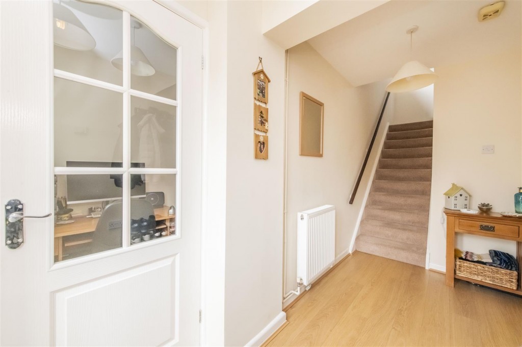 Images for Bramble Close, Kettering EAID:oscarjamesapi BID:2