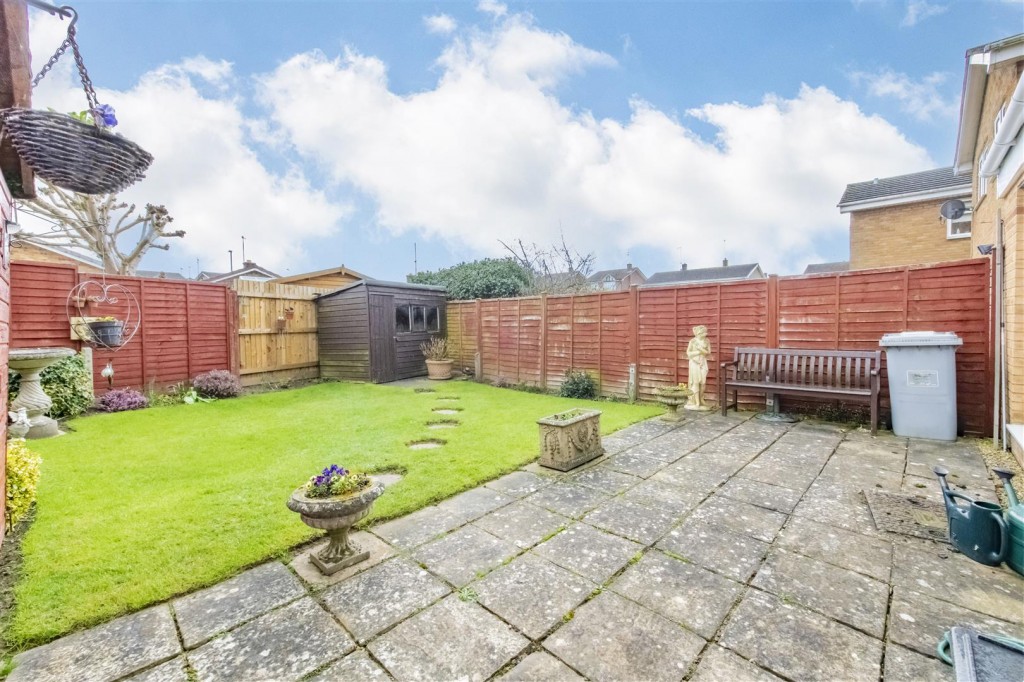 Images for Bramble Close, Kettering EAID:oscarjamesapi BID:2