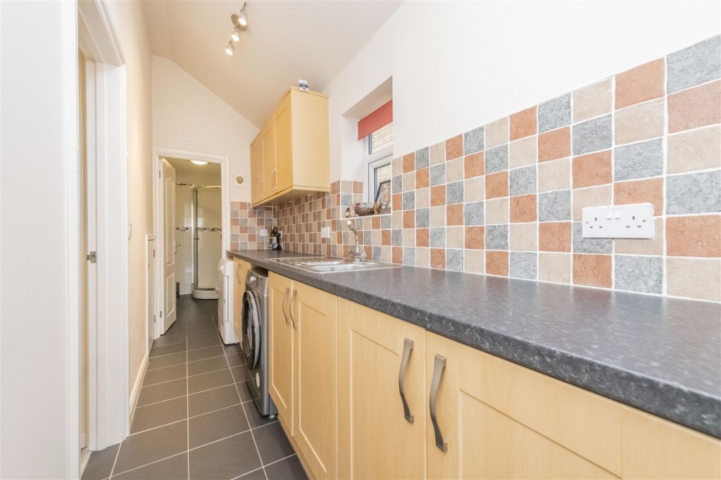 Images for Bramble Close, Kettering EAID:oscarjamesapi BID:2