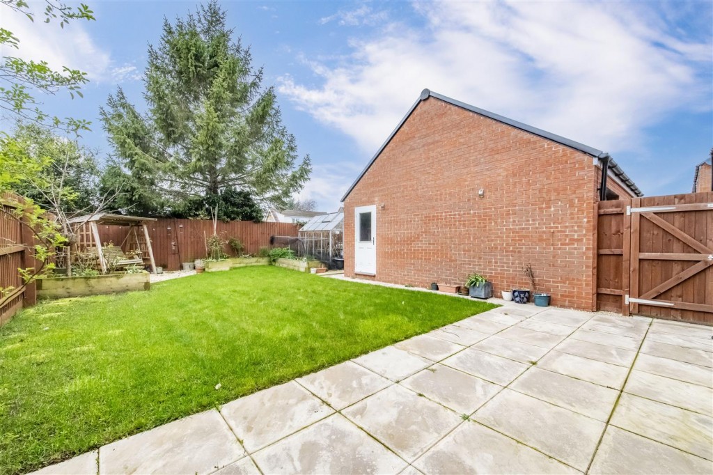Images for Speight Crescent, Barton Seagrave EAID:oscarjamesapi BID:3
