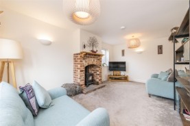 Images for Baldwin Drive, Burton Latimer