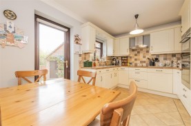 Images for Sandringham Court, Kettering