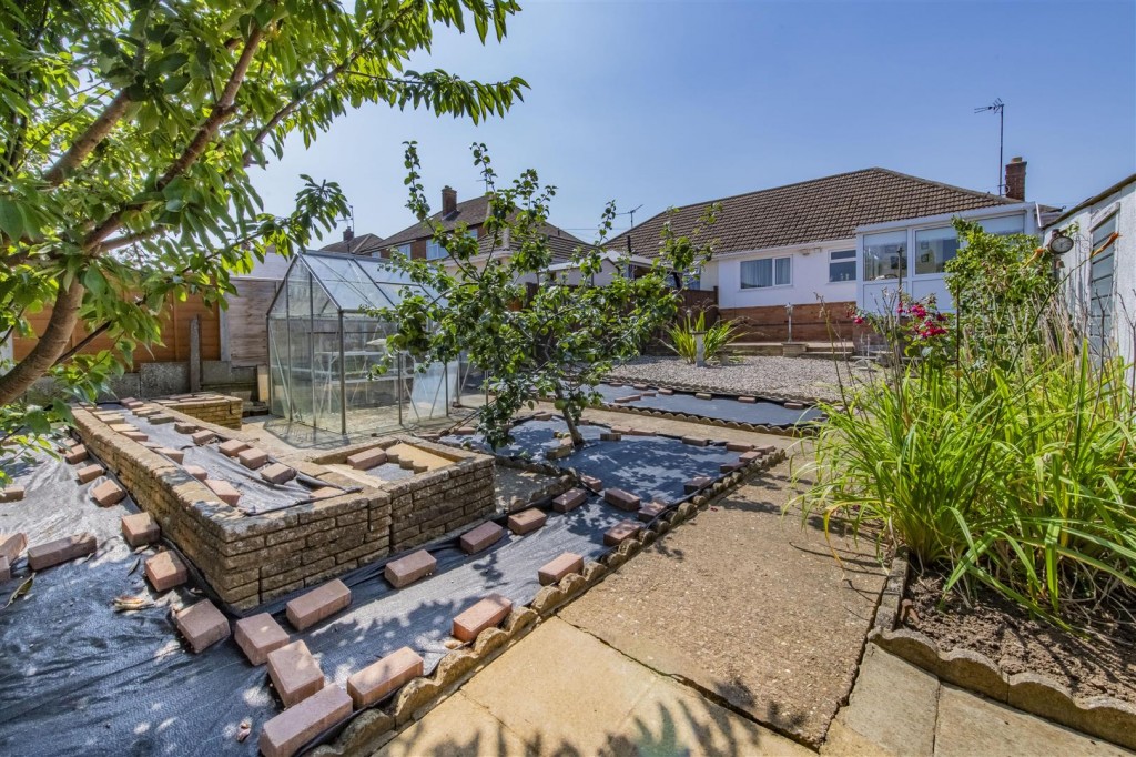 Images for Ridgeway, Wellingborough EAID:oscarjamesapi BID:6