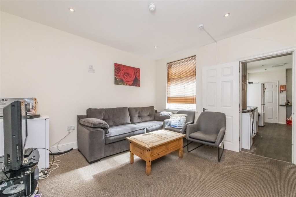 Images for Gray Street, Northampton EAID:oscarjamesapi BID:1