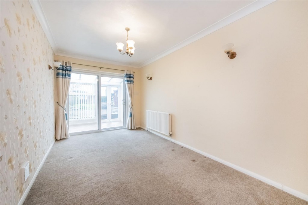 Images for Oxford Street, Finedon EAID:oscarjamesapi BID:3