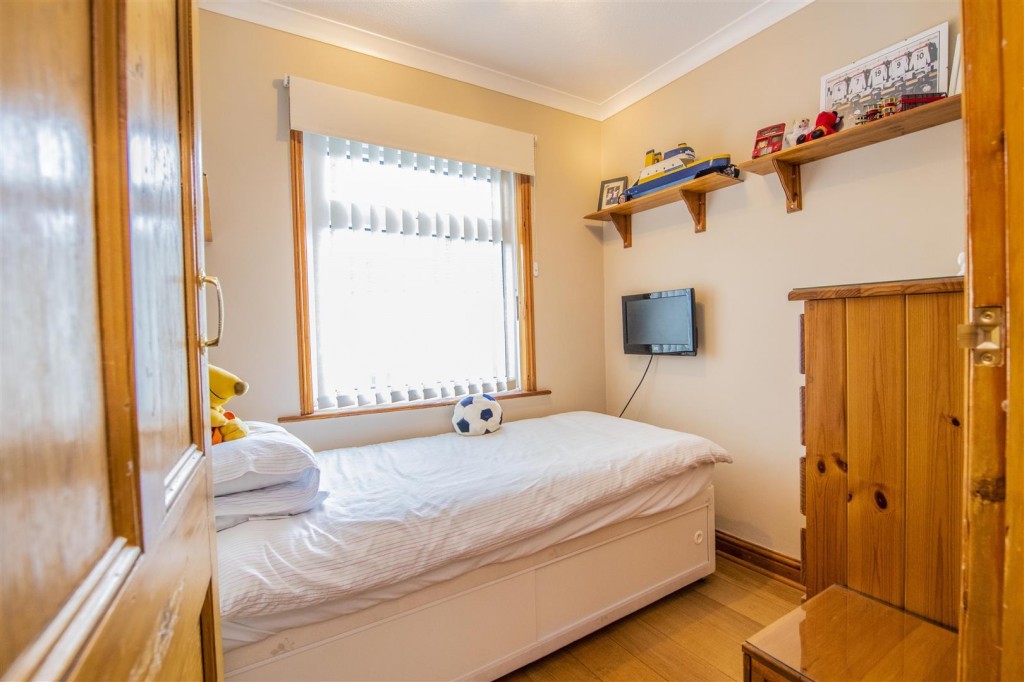 Images for Hallwood Road, Kettering EAID:oscarjamesapi BID:2