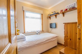 Images for Hallwood Road, Kettering