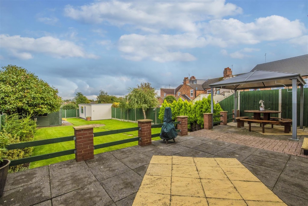 Images for Hallwood Road, Kettering EAID:oscarjamesapi BID:2