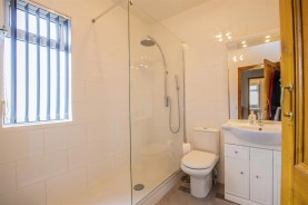 Images for Hallwood Road, Kettering