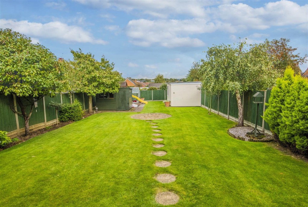 Images for Hallwood Road, Kettering EAID:oscarjamesapi BID:2