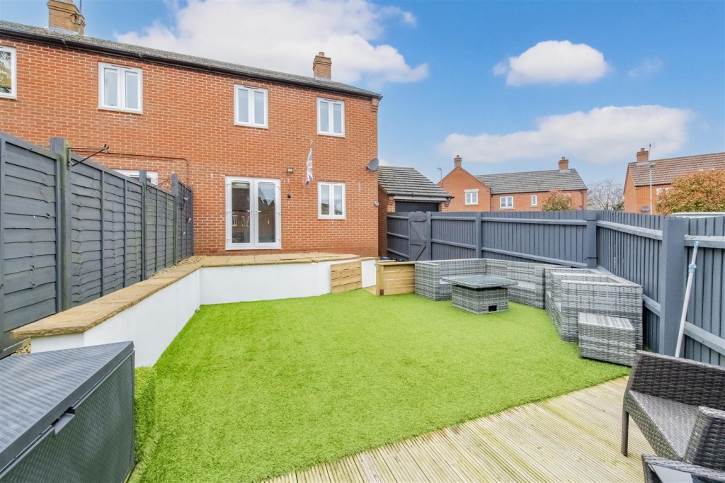 Images for Ironwood Avenue, Desborough EAID:oscarjamesapi BID:2