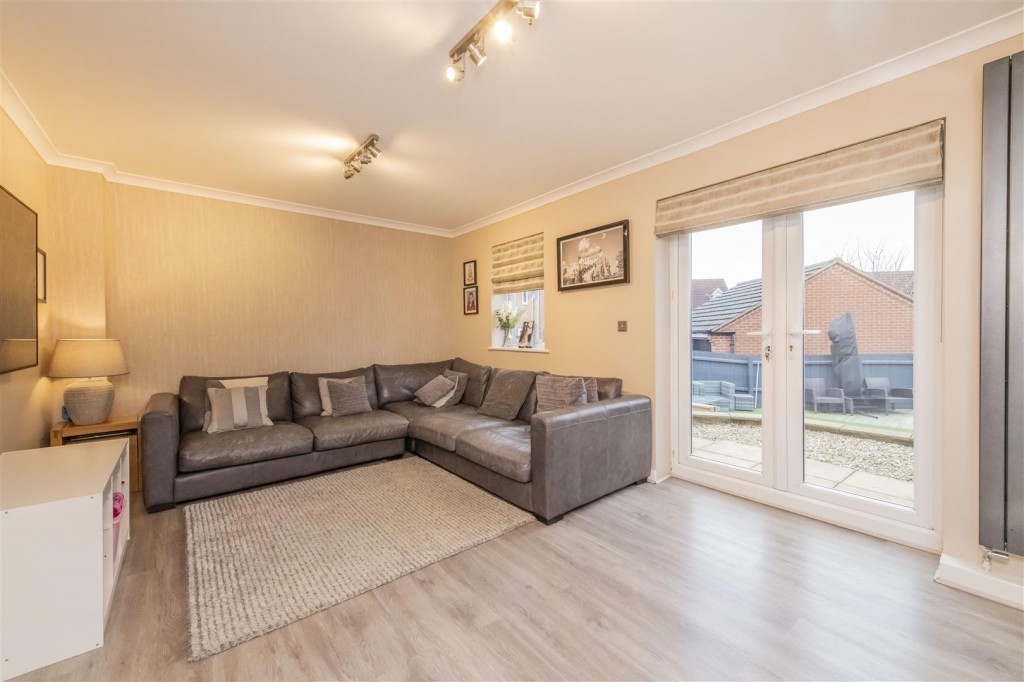 Images for Ironwood Avenue, Desborough EAID:oscarjamesapi BID:2