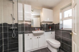 Images for Cornfield Way, Burton Latimer