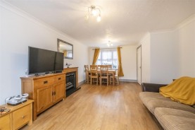 Images for Cornfield Way, Burton Latimer