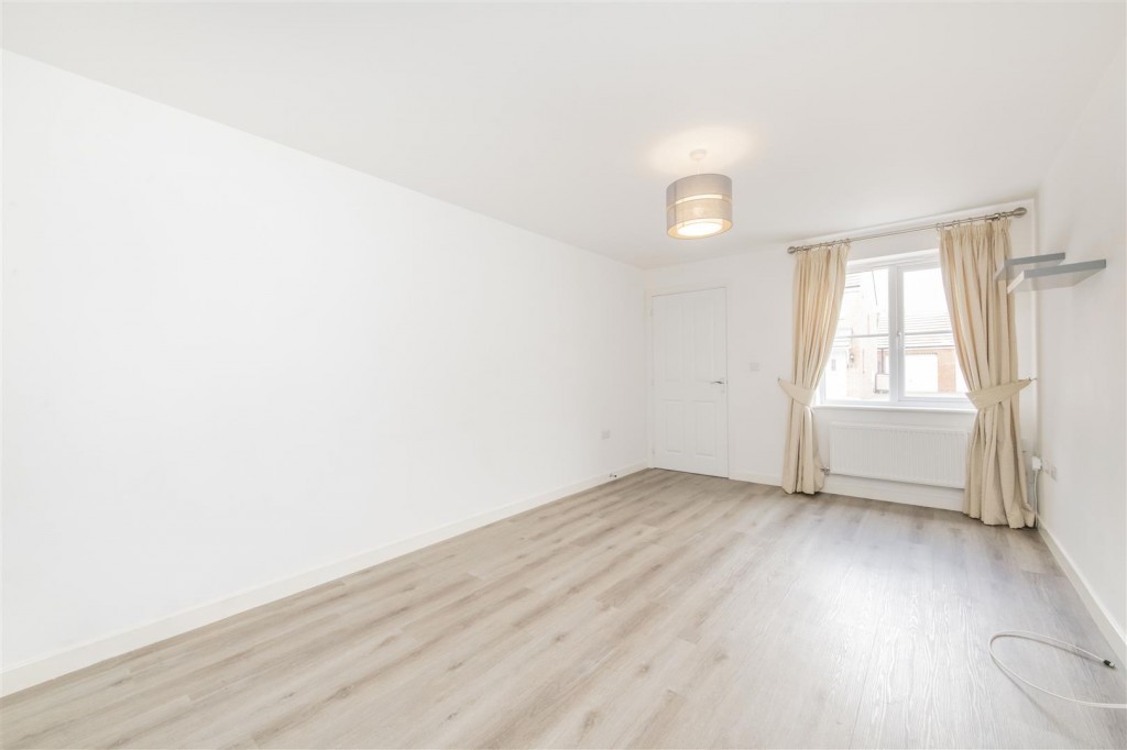 Images for Speight Crescent, Barton Seagrave EAID:oscarjamesapi BID:3