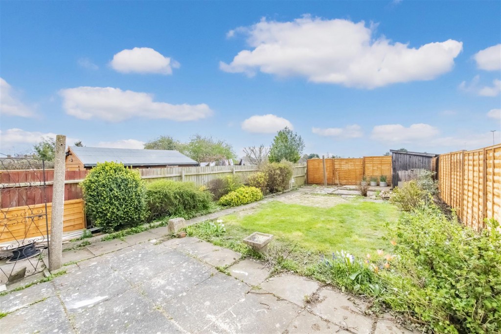 Images for West Avenue, Burton Latimer EAID:oscarjamesapi BID:3