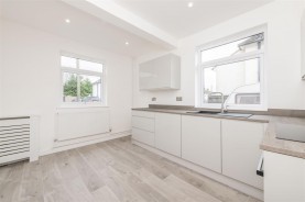 Images for West Avenue, Burton Latimer