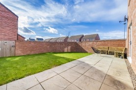 Images for Fortress Close, Weldon, Corby