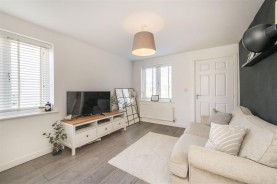 Images for Fortress Close, Weldon, Corby