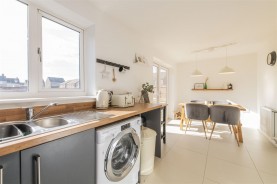 Images for Fortress Close, Weldon, Corby