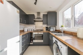 Images for Fortress Close, Weldon, Corby