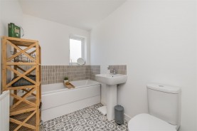 Images for Fortress Close, Weldon, Corby