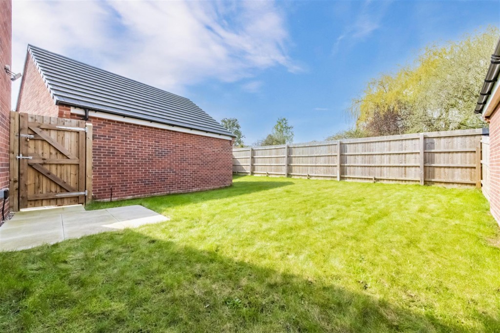 Images for Taylor Drive, Barton Seagrave, Northants EAID:oscarjamesapi BID:2
