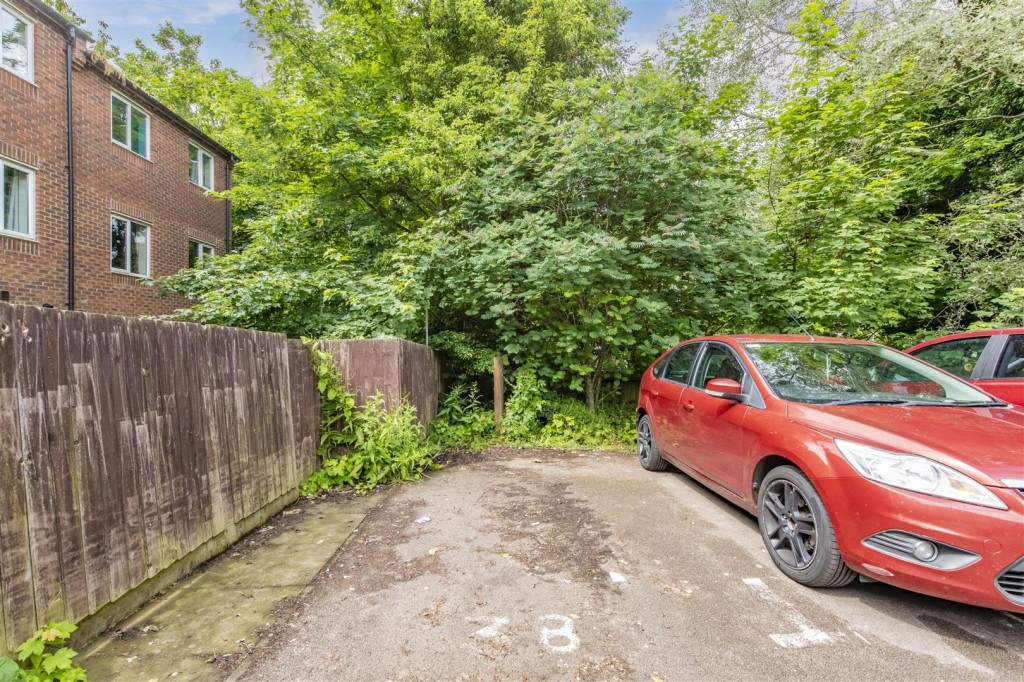Images for Bellway Close, Kettering EAID:oscarjamesapi BID:2