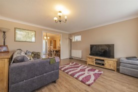 Images for Oak View, Wellingborough