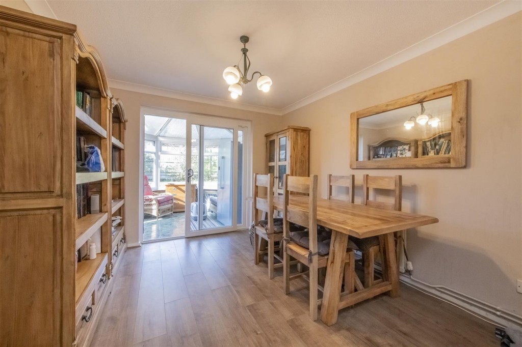 Images for Oak View, Wellingborough EAID:oscarjamesapi BID:6