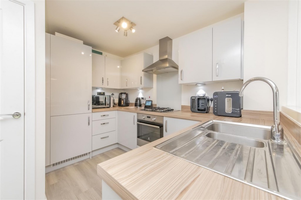 Images for Abington Street, Barton Seagrave, Kettering EAID:oscarjamesapi BID:2