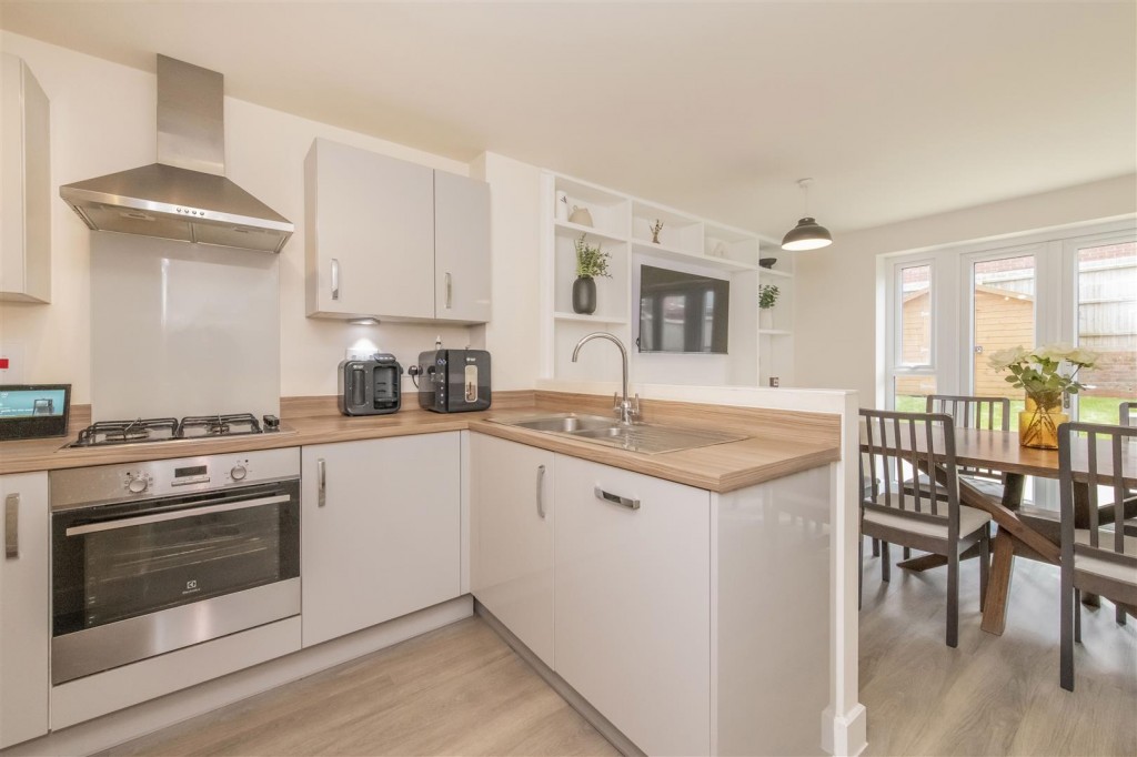 Images for Abington Street, Barton Seagrave, Kettering EAID:oscarjamesapi BID:2