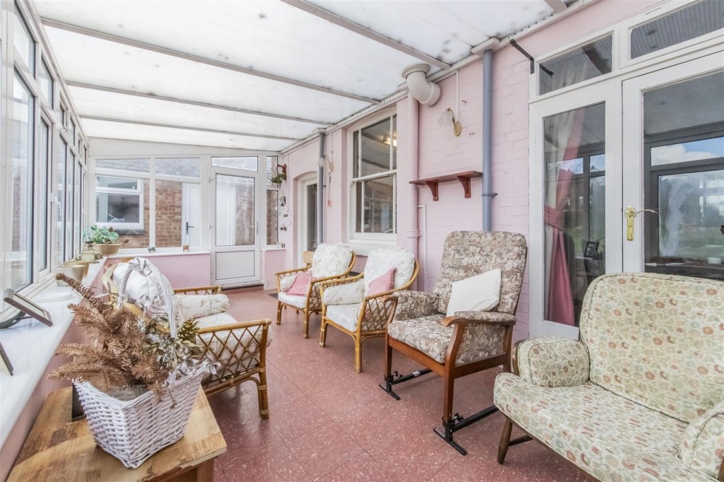 Images for Huntingdon Road, Thrapston EAID:oscarjamesapi BID:3