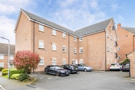 Images for Fieldfare Close, Corby