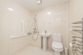 Images for Fieldfare Close, Corby