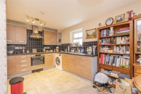 Images for Fieldfare Close, Corby