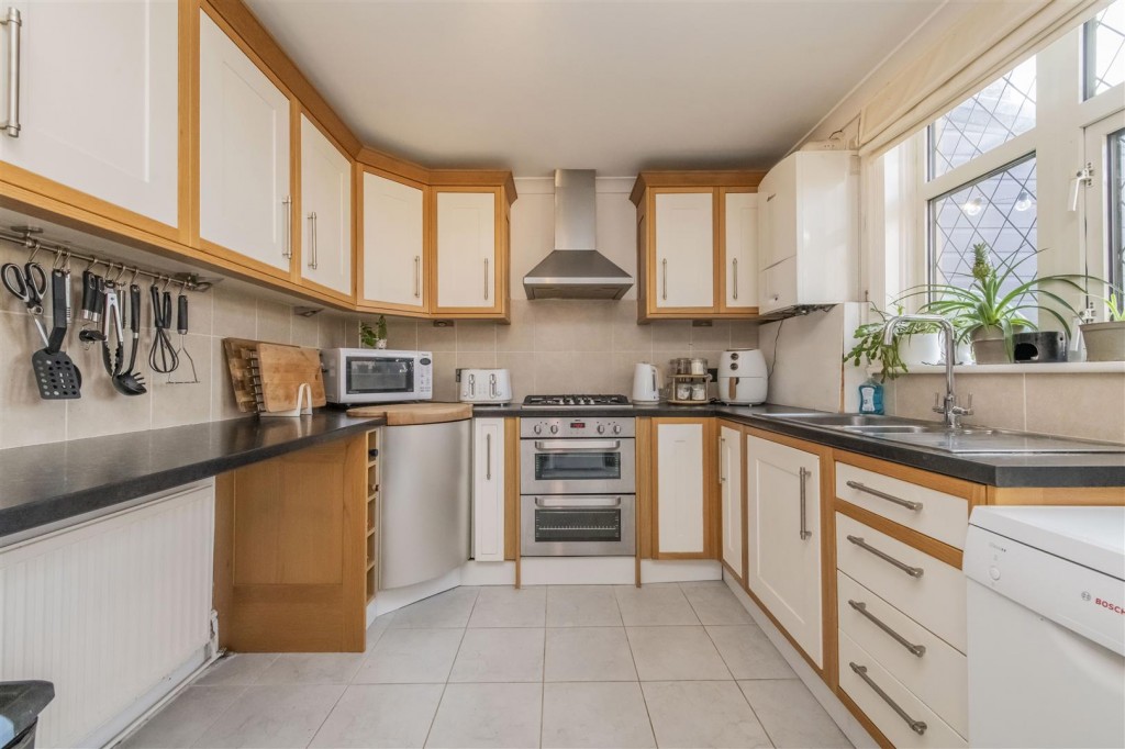 Images for Northampton Road, Kettering EAID:oscarjamesapi BID:2