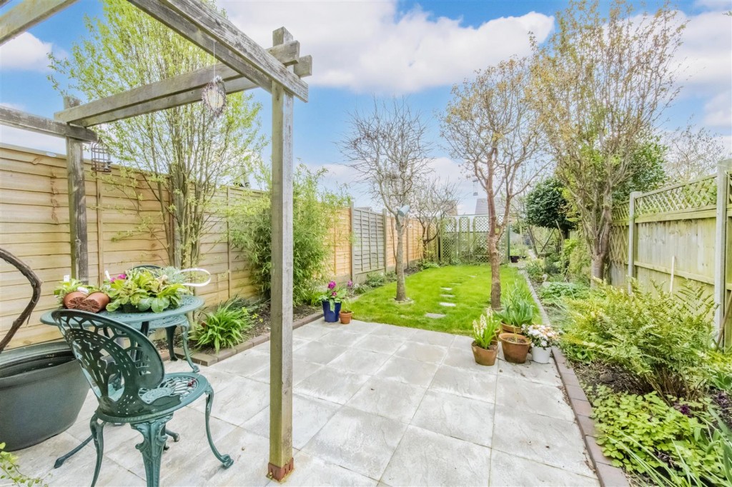 Images for Caxton Street, Market Harborough EAID:oscarjamesapi BID:5